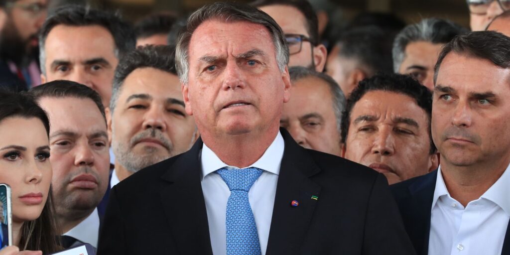 PGR defende reforço de policiamento na casa de Bolsonaro pgr-defende-reforco-de-policiamento-na-casa-de-bolsonaro