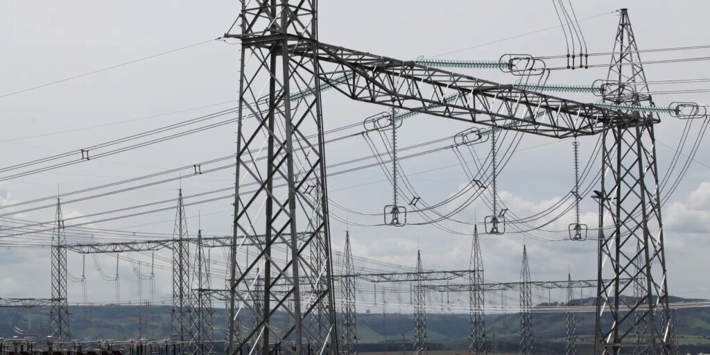 hitachi-anuncia-nova-fabrica-visando-data-centers-e-energia-renovavel