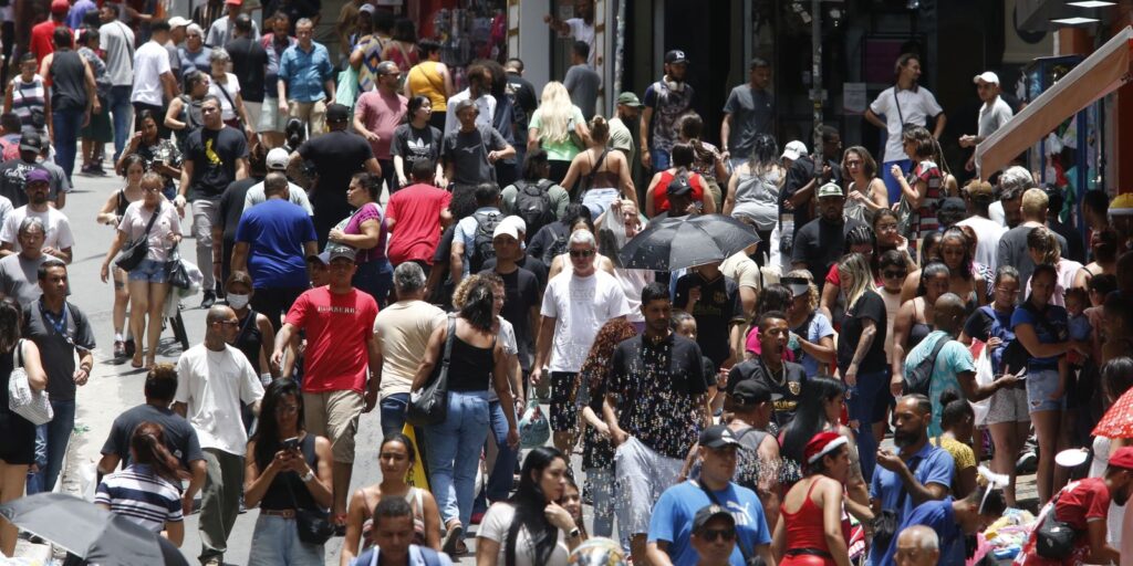 População brasileira chega a 213,4 milhões em julho de 2025 populacao-brasileira-chega-a-213,4-milhoes-em-julho-de-2025