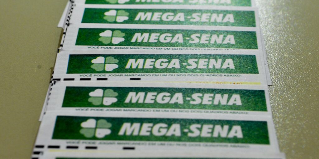 Mega-Sena acumula e prêmio principal vai para R$ 8 milhões mega-sena-acumula-e-premio-principal-vai-para-r$-8-milhoes