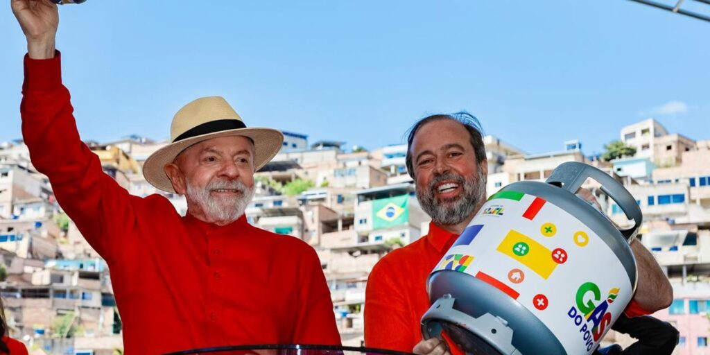 Governo lança programa para distribuir gás a 15,5 milhões de famílias governo-lanca-programa-para-distribuir-gas-a-15,5-milhoes-de-familias
