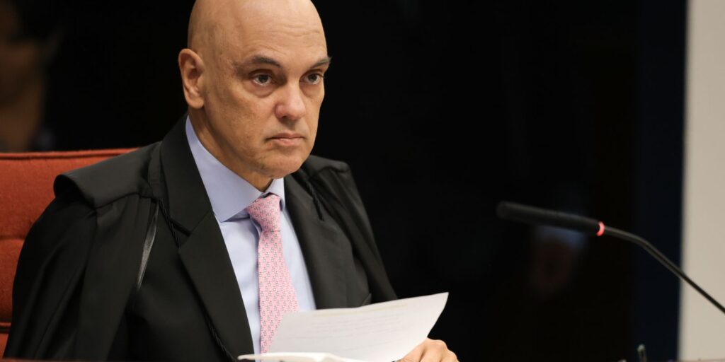 Moraes diz que desinformação e ataque às urnas marcam início do golpe moraes-diz-que-desinformacao-e-ataque-as-urnas-marcam-inicio-do-golpe
