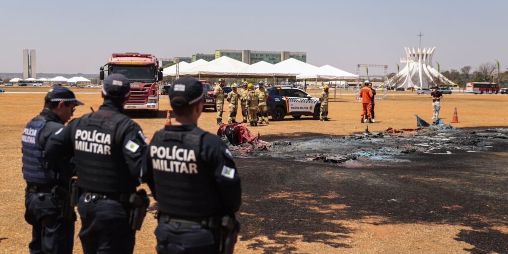 preso-por-incendiar-banheiros-quimicos-vive-em-situacao-de-rua,-diz-pm