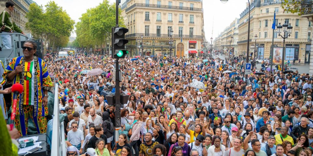 Cultura afro-brasileira é celebrada em Paris com Lavagem de Madeleine cultura-afro-brasileira-e-celebrada-em-paris-com-lavagem-de-madeleine