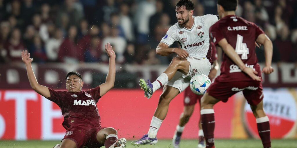Fluminense sai em desvantagem diante do Lanús na Copa Sul-Americana fluminense-sai-em-desvantagem-diante-do-lanus-na-copa-sul-americana