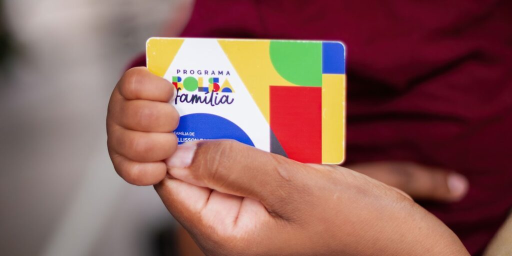 Caixa começa a pagar nesta quarta-feira Bolsa Família de setembro caixa-comeca-a-pagar-nesta-quarta-feira-bolsa-familia-de-setembro