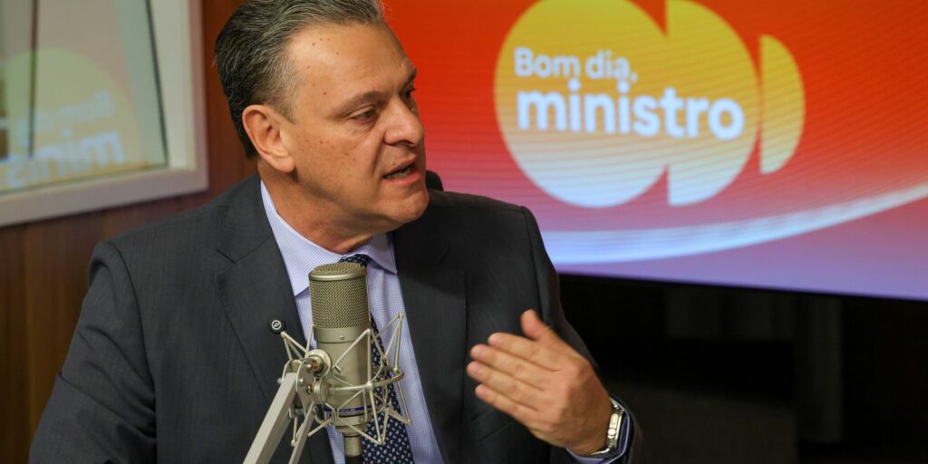 favaro-diz-que-brasil-esta-preparado-para-possivel-retaliacao-dos-eua