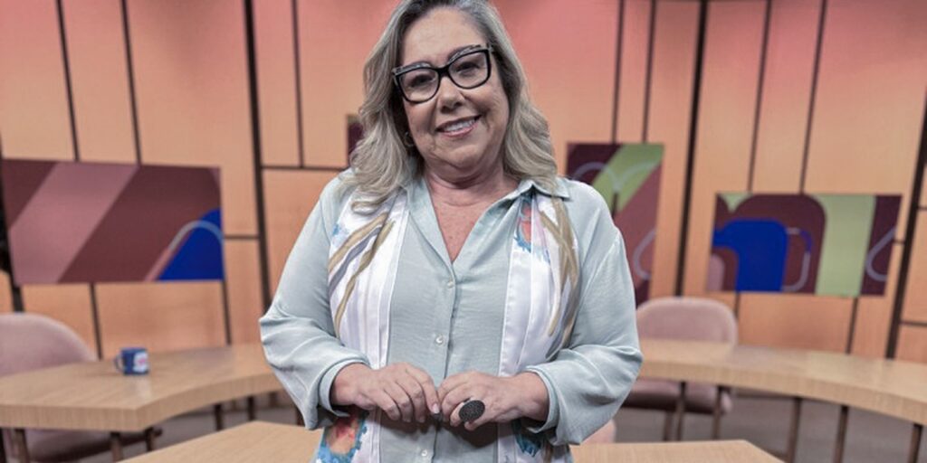 Sem Censura faz debate sobre 75 anos da televisão brasileira sem-censura-faz-debate-sobre-75-anos-da-televisao-brasileira