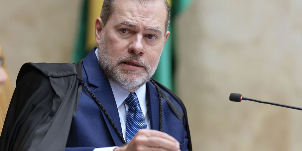 Toffoli dá dez dias para Câmara se manifestar sobre PEC da Blindagem toffoli-da-dez-dias-para-camara-se-manifestar-sobre-pec-da-blindagem