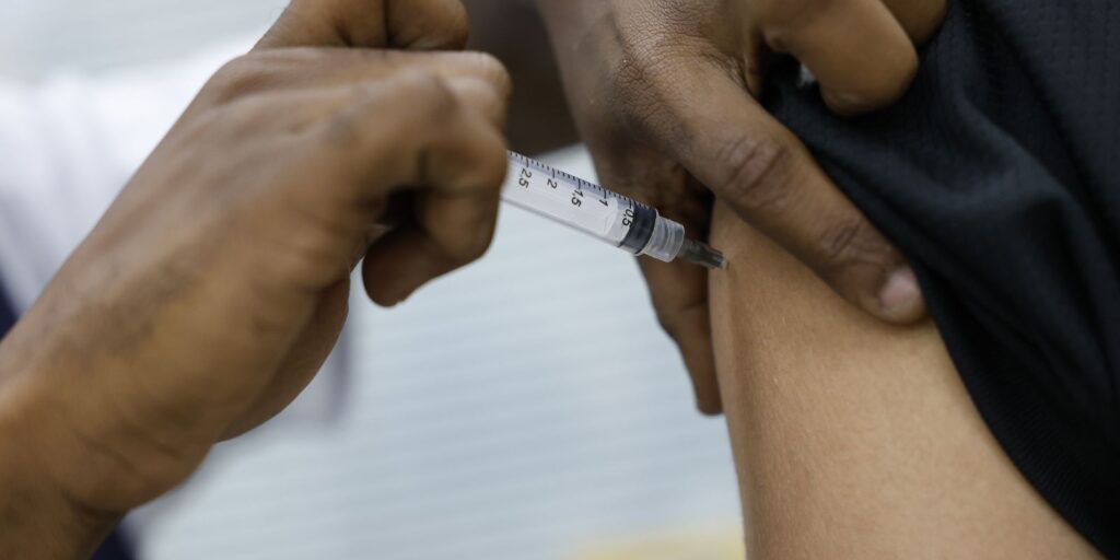 sindrome-respiratoria-aguda-grave-volta-a-crescer-no-df-e-goias