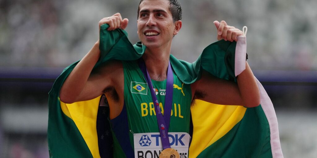 Caio Bonfim é campeão mundial dos 20 km da marcha atlética em Tóquio caio-bonfim-e-campeao-mundial-dos-20-km-da-marcha-atletica-em-toquio