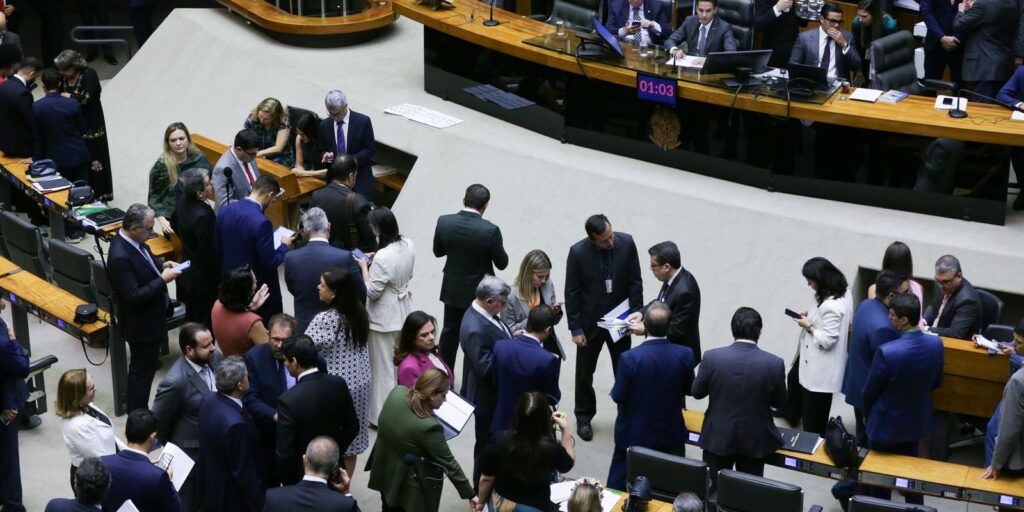 stf-decide-que-so-supremo-pode-autorizar-buscas-no-congresso