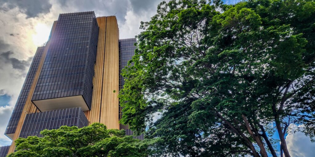 Boletim Focus aponta queda da Selic em 2026 boletim-focus-aponta-queda-da-selic-em-2026