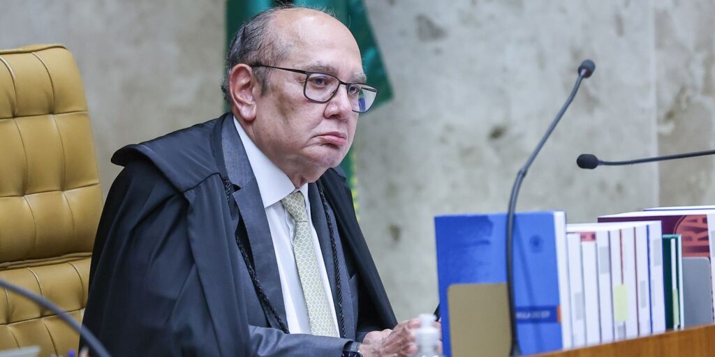 STF sobreviveu, diz Mendes na última sessão sob comando de Barroso stf-sobreviveu,-diz-mendes-na-ultima-sessao-sob-comando-de-barroso