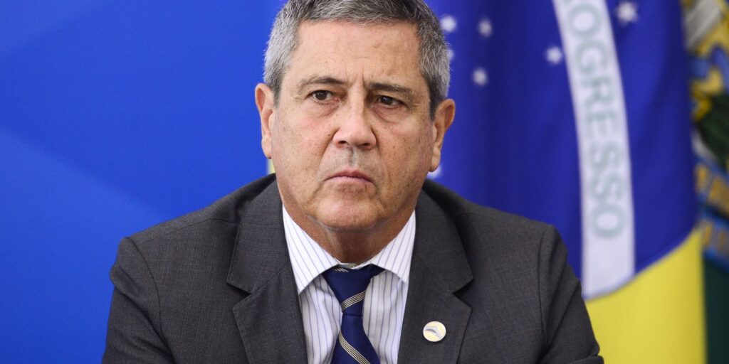 Advogado diz que único elemento contra Braga Netto é delação mentirosa advogado-diz-que-unico-elemento-contra-braga-netto-e-delacao-mentirosa