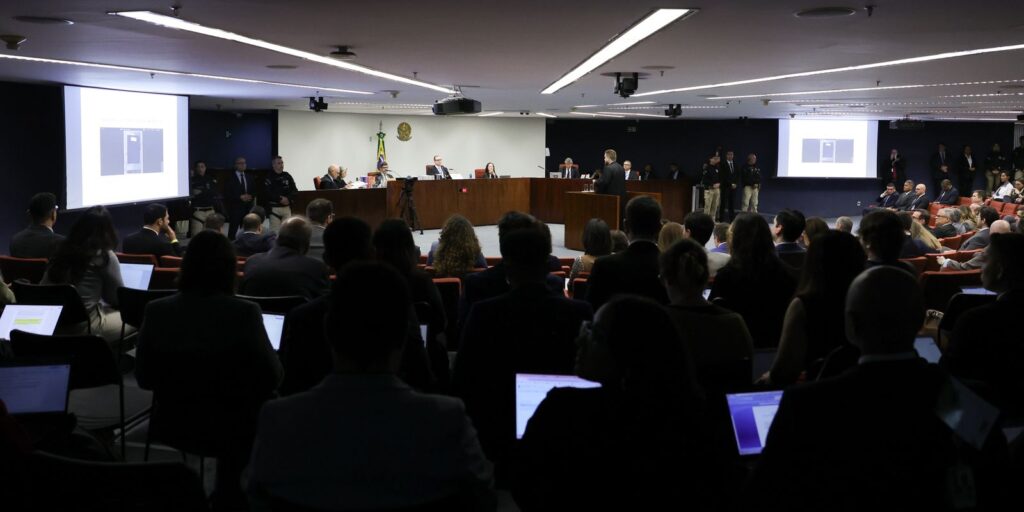 Professor avalia: acusação contra núcleo 1 da trama golpista é robusta professor-avalia:-acusacao-contra-nucleo-1-da-trama-golpista-e-robusta