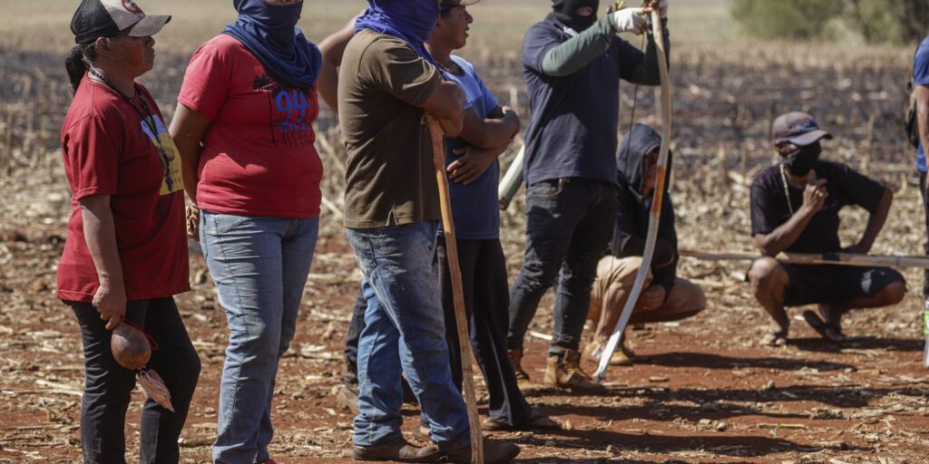 Indígenas realizam vigília em Brasíla contra lei do Marco Temporal indigenas-realizam-vigilia-em-brasila-contra-lei-do-marco-temporal