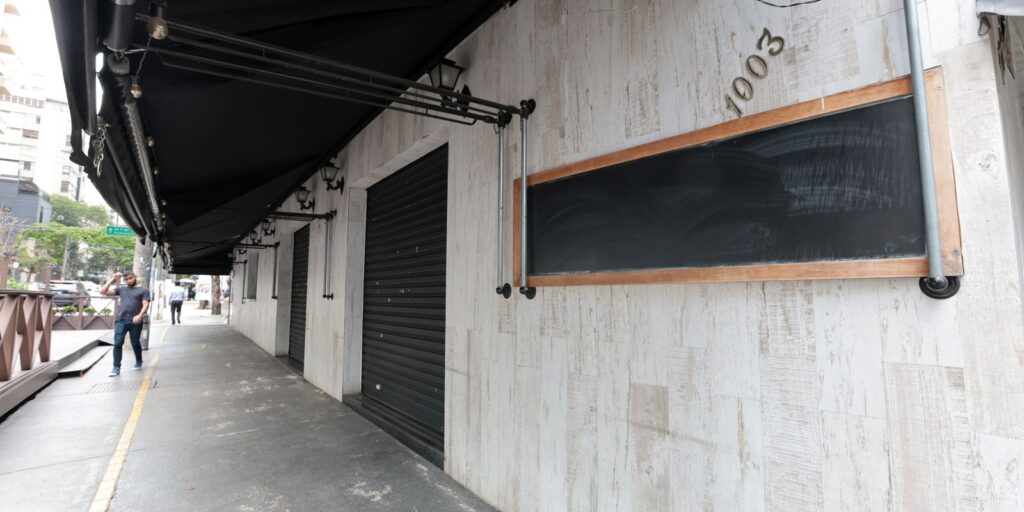 Vigilância Sanitária do DF interdita bebidas em rede de supermercados vigilancia-sanitaria-do-df-interdita-bebidas-em-rede-de-supermercados