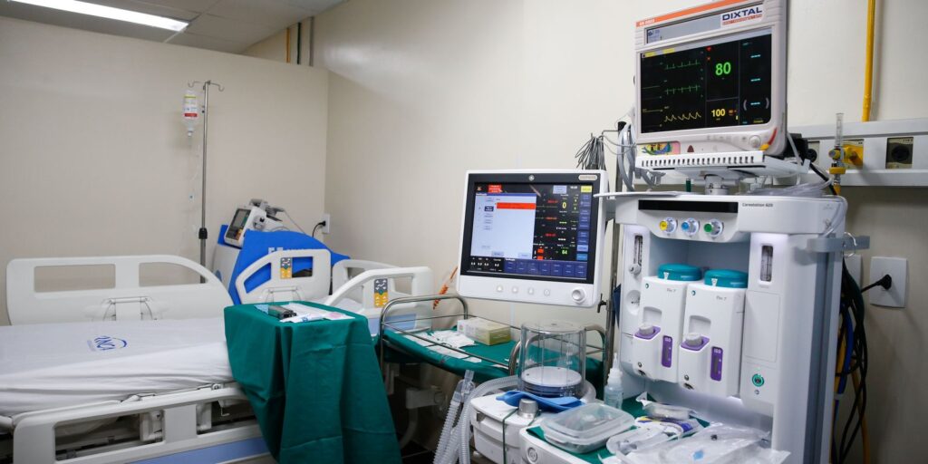 SUS fará cirurgia de câncer de próstata por robô sus-fara-cirurgia-de-cancer-de-prostata-por-robo