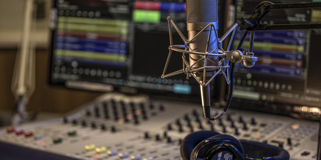 Hoje é Dia: Radioagência Nacional, mulheres e John Lennon em destaque hoje-e-dia:-radioagencia-nacional,-mulheres-e-john-lennon-em-destaque