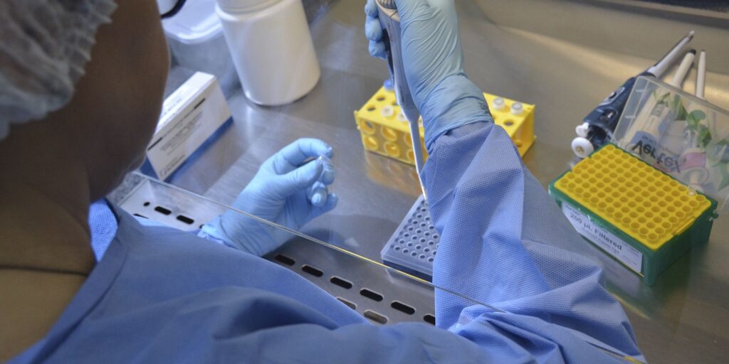 País tem 17 casos confirmados de intoxicação por metanol pais-tem-17-casos-confirmados-de-intoxicacao-por-metanol