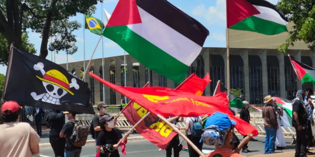 tres-pessoas-sao-presas-pela-pm-em-ato-pro-palestina-no-df
