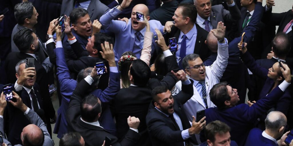 Câmara dos Deputados retira da pauta MP do IOF; governo prevê rombo camara-dos-deputados-retira-da-pauta-mp-do-iof;-governo-preve-rombo