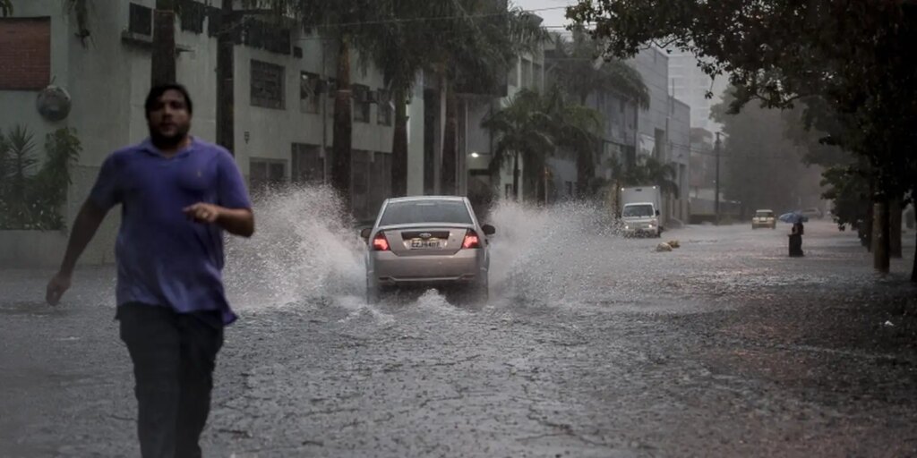 Defesa Civil emite alerta severo de temporal para capital paulista defesa-civil-emite-alerta-severo-de-temporal-para-capital-paulista
