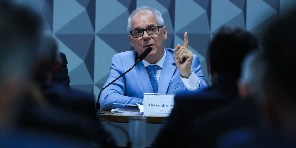 Com habeas corpus, ex-presidente do INSS depõe na CPMI do INSS com-habeas-corpus,-ex-presidente-do-inss-depoe-na-cpmi-do-inss