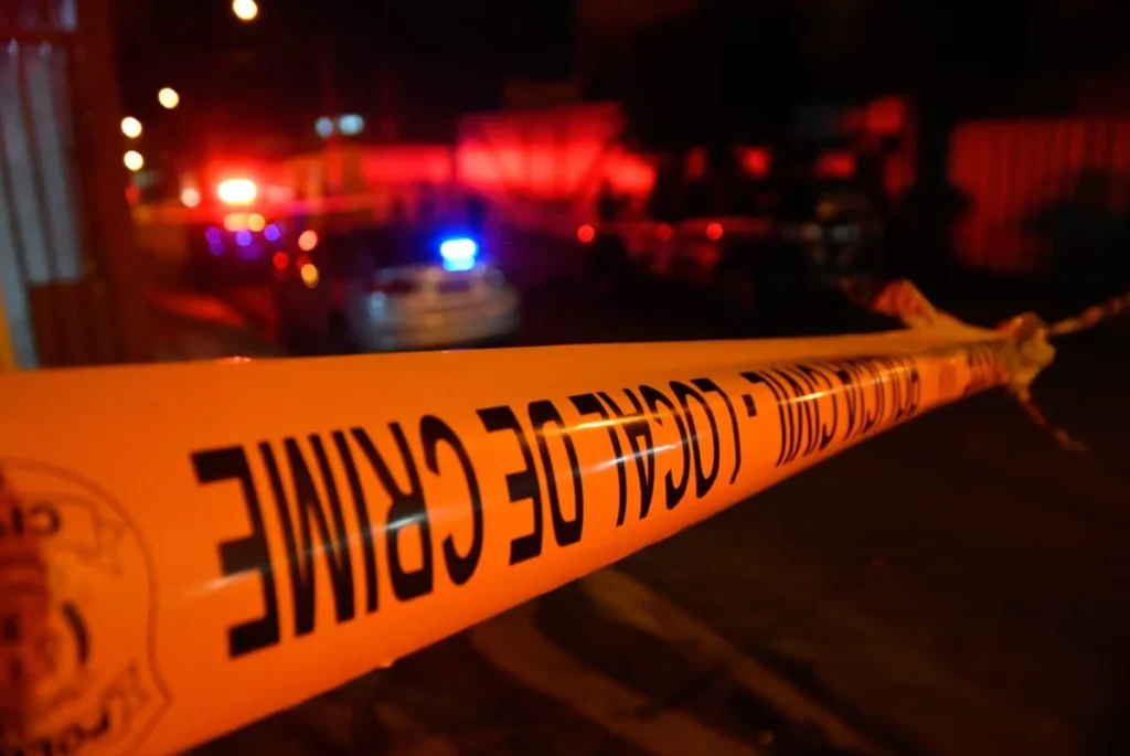 Enterro de jovem esfaqueado no DF é marcado por pedido de justiça